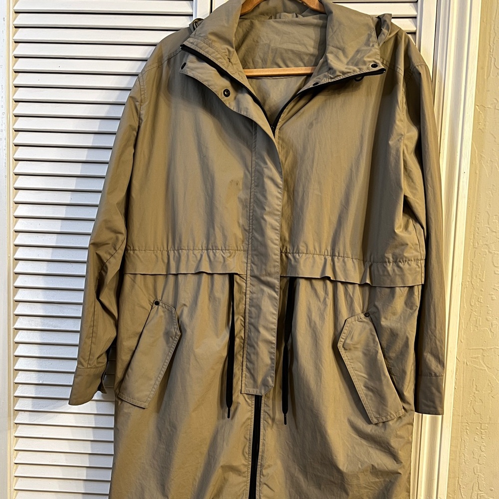 Beige anorak